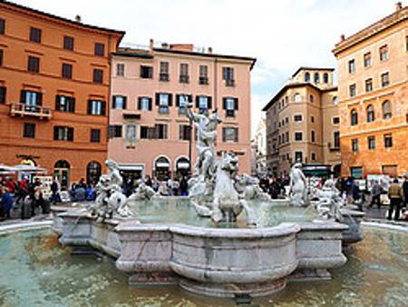 Fontana del Moro, Plaza Navona, Roma, Italia 🗺️ Foro Europa 1