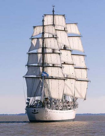 Fragata Libertad, Armada Argentina 1