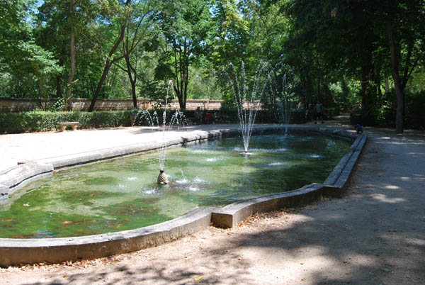 Fuente - Paseo fotografico por el Jardin del Principe en Aranjuez