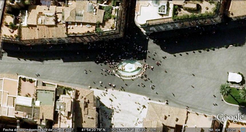 Fuente de la Barcaza -Piazza di Spagna- Roma 1 - Fuente de los Leones - Alhambra de Granada 🗺️ Foro General de Google Earth