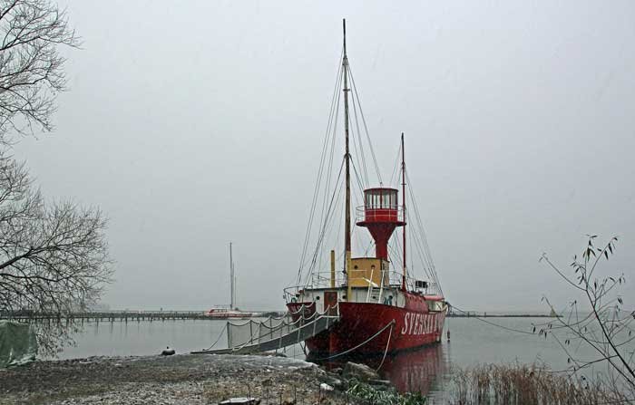 Fyrskeppet nr 5 Svenska Björn o Utgrunden 1 - Lichtschip no. 10 Texel Ahora Barco Museo 🗺️ Foro General de Google Earth