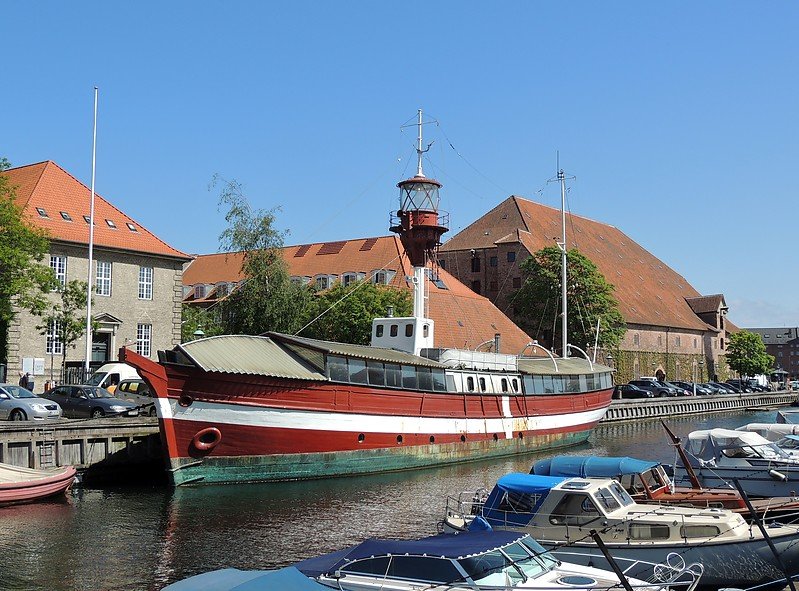 Fyrskib nr. XI Ahora CASA FLOTANTE y MUSEO en Copenhague 0 - Barcos Faros, Lightvessel o Lightship