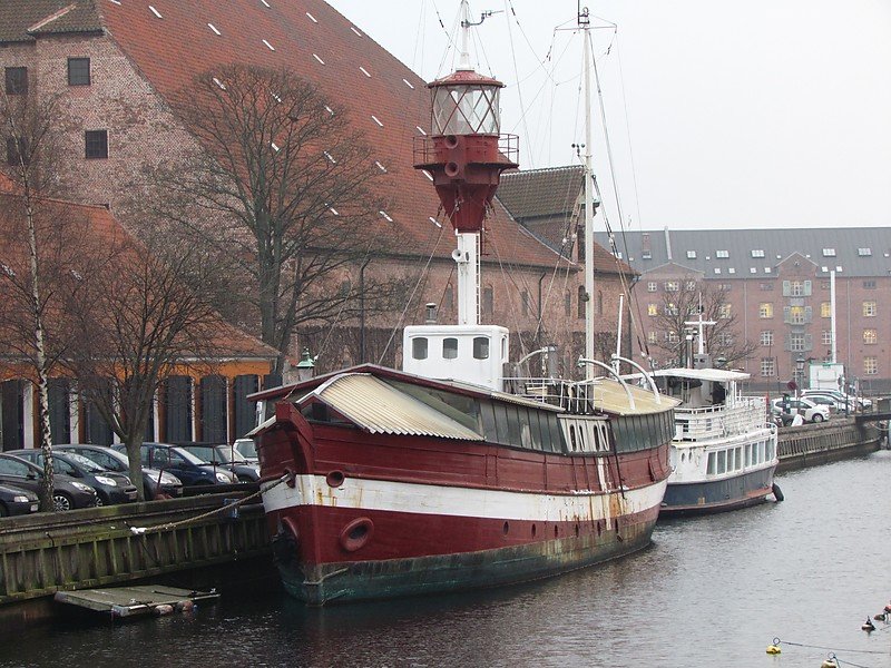 Fyrskib nr. XI Ahora CASA FLOTANTE y MUSEO en Copenhague 1 - Barcos Faros, Lightvessel o Lightship