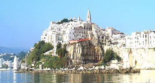 Gargano Blu, Foggia, Italia 🗺️ Foro Europa 1