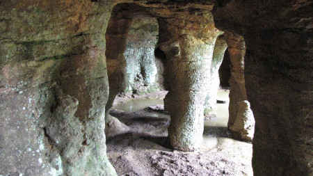 Gruta del Palacio, Trinidad, Flores, Uruguay 1