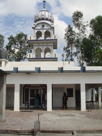 Gurdwara, Alamgir, Punjab, India 🗺️ Foro Asia 1