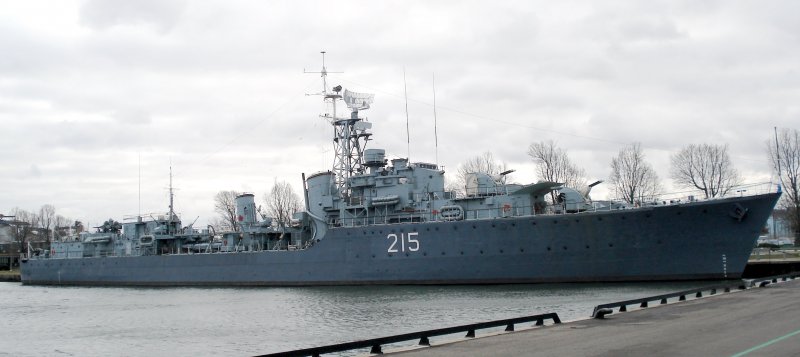 Barcos Vapor de Guerra HMCS Haida 2 - Fragata UBS Mayu (Museo en Birmania) 🗺️ Foro Belico y Militar