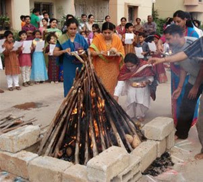 Holi, Maharastra, India 🗺️ Foro Asia 1