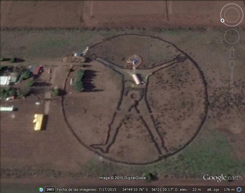 Hombre de Vitruvio en Uruguay 1 - Espiral en la jungla de Mexico, cerca de Cancún 🗺️ Foro General de Google Earth