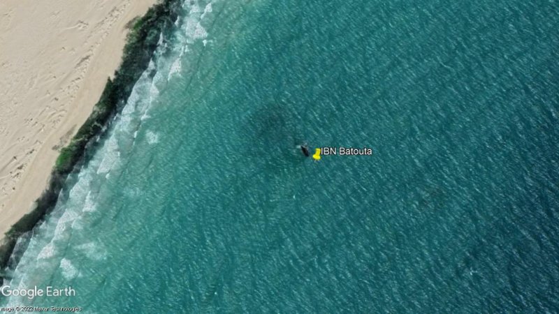 IBN Batouta (PIRATERIA SOMALIA) 1 - Piratas en Somalia (Barcos secuestrados y Abandonados)