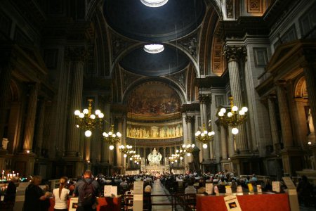 Iglesia Madeleine, Paris, Francia 0