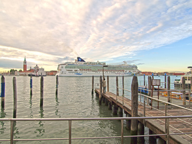 Norwegian Gem 295 m - Grandes Barcos, quien da mas? 🗺️ Foro General de Google Earth