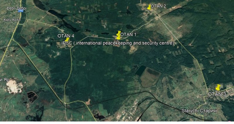 Tanques en International peacekeeping centre, Ucrania 2 - Pueblo Fantasma y Tanques abandonados 🗺️ Foro Belico y Militar