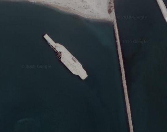 Portaviones señuelo en Bandar Abas, Iran 2 - Portaaviones curiosos y su historia