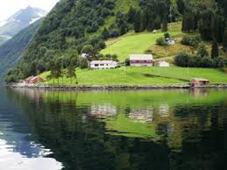 Isla Alesung, Romsda, Noruega 0