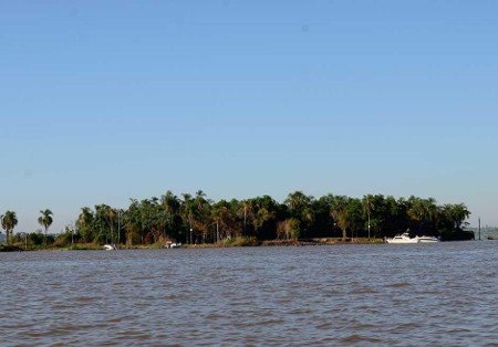 Isla del Medio, Misiones, Argentina 1