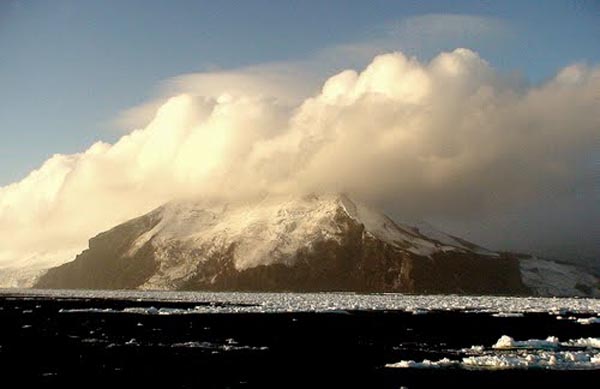 La estela de las islas Sandwich del Sur 0