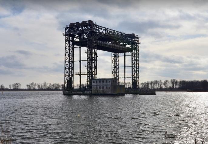 Karnin Lift Bridge en Karnin (Alemania) 0 - Puente Elevador o de Elevación Vertical 🗺️ Foro de Ingenieria