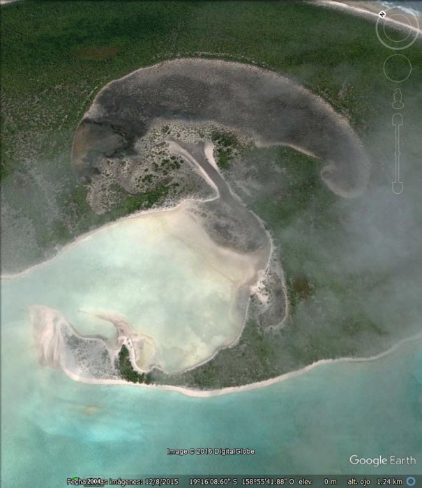 Cabeza de Marciano en Manuae, Islas Cook, NZ 1 - Formas raras al Este de California 🗺️ Foro General de Google Earth