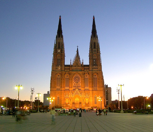 Catedral de La Ciudad de la Plata -Argentina 0