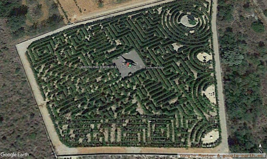 Laberinto de Peñíscola, Castellón - Parque Grimmland - Provenza, Francia 🗺️ Foro General de Google Earth