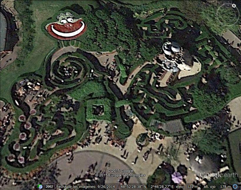 Laberinto de Alicia en Disneyland - Paris 1 - Laberinto Stausee Glems 🗺️ Foro General de Google Earth