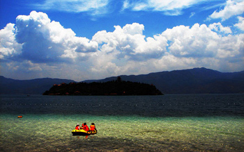 lago Fuxian, Yunnan, China 1