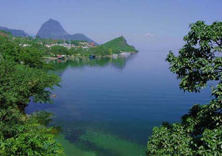 Lago Fuxian, Yunnan, China 0