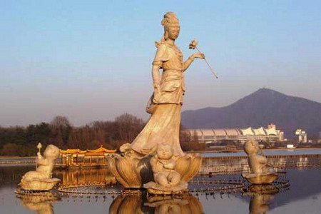 Lago Xuanwu, Nanjing, Jiangsu, China 0
