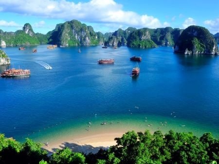 Lan Ha Bay, Vietnam 1