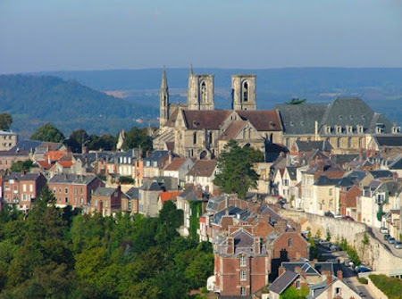 Laon, Picardia, Francia 1