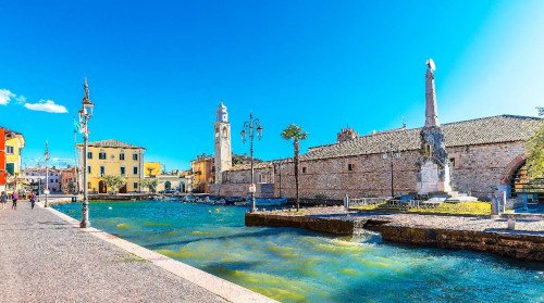 Lazise, Vérona, Italia 1