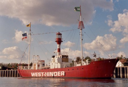 Lichtschip 1 o West-Hinder I - Museo en Rupelmonde 1 - LV 118 o WAL 539 Overfalls Ahora Barco Museo 🗺️ Foro General de Google Earth