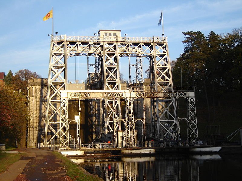 Elevadores del Canal del Centro, Henao (Bélgica) 0 - Elevador de barcos de Saint-Louis-Arzviller (Francia) 🗺️ Foro de Ingenieria