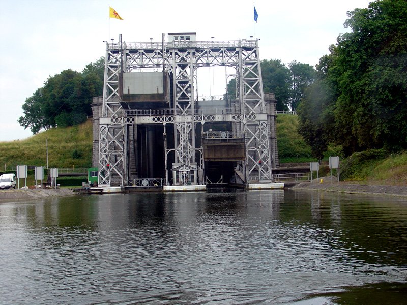 Elevadores del Canal del Centro, Henao (Bélgica) 2 - Elevador de barcos Rothensee, Magdeburgo (Alemania) 🗺️ Foro de Ingenieria