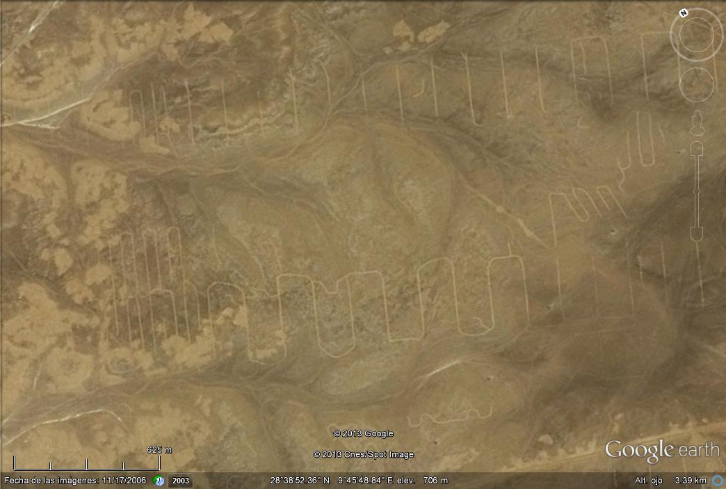 Lineas extrañas en el Desierto del Sahara - Argelia 1 - Espiral en el desierto de Marruecos 🗺️ Foro General de Google Earth