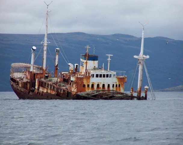 MV LOGOS - en ISLOTE SOLITARIO - CANAL DE BEAGLE 1 - Barco hundido en Magdalena Bay (Baja California) 🗺️ Foro General de Google Earth