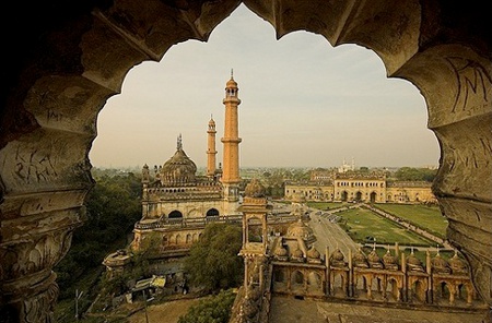 Lucknow, Uttal Pradesh, India 1