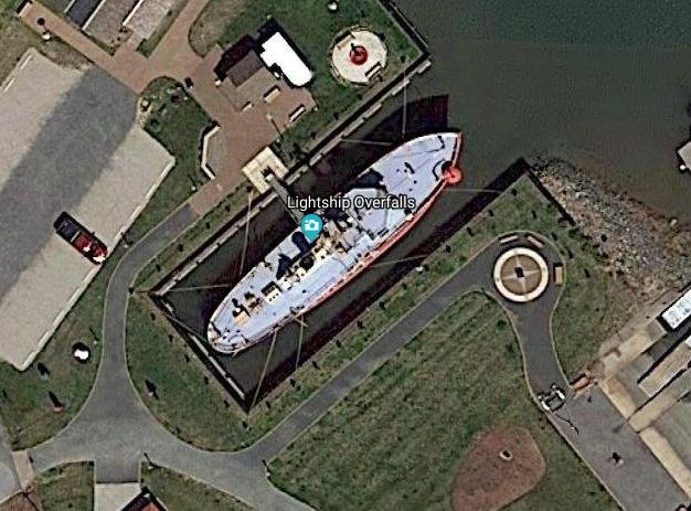 LV 118 o WAL 539 Overfalls Ahora Barco Museo 2 - Barcos Faro abandonados en Suriname 🗺️ Foro General de Google Earth