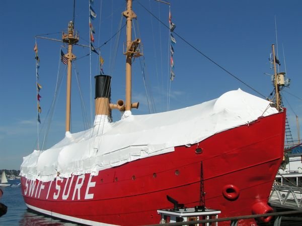 LV 83 SWIFTSURE convertido en Barco Faro Museo en Seattle 1 - Lightship LV93 - Estudio de Fotografía 🗺️ Foro General de Google Earth