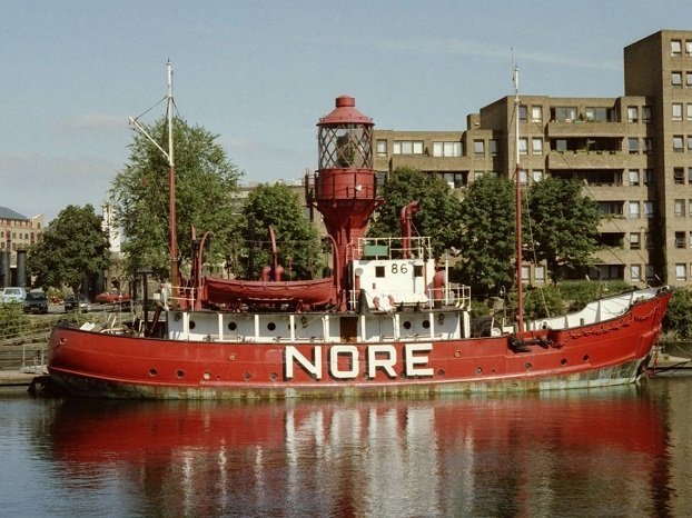 LV 86 NORE, Marina en Hoo, cerca de Rochester 1 - Lightship LV93 - Estudio de Fotografía 🗺️ Foro General de Google Earth