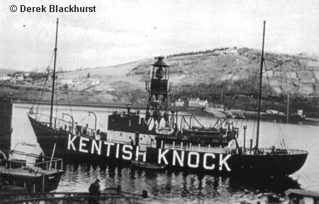 LV 8 Kentish Knock o Barroca 2 - Barco Faro, Canning Dock, Embarcadero en Liverpool 🗺️ Foro General de Google Earth