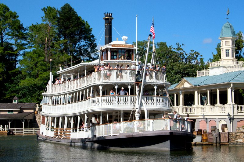 Mark Twain Riverboat (Disney) - USA 2 - Duchess Paddle Steamer, USA 🗺️ Foro General de Google Earth