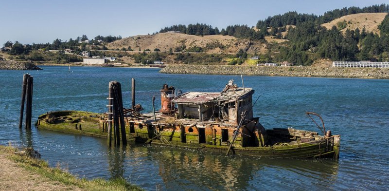 Mary D. Hume 1 - Barco hundido bunker de submarinos de la II Guerra Mundial 🗺️ Foro General de Google Earth