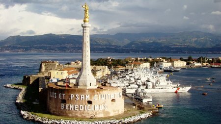 Messina, Sicilia, Italia 0