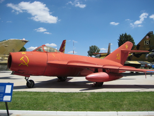 Aviones Militares y de Guerra 0