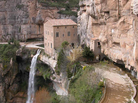 Monasterio Sant Miguel de Fai, Riells, Girona, Catalunya 0