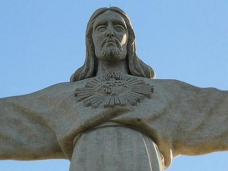 Monumento a Cristo Rey, Lisboa - Portugal 1