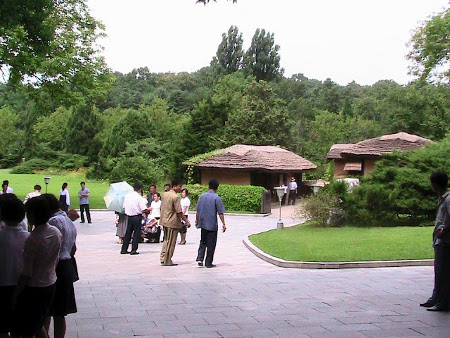 Museo de la Historia Revolucionaria, Mankyongdae, Korea Nort 1