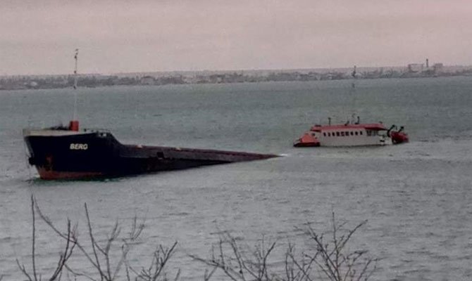 MV Berg 2 - 3 barcos encallados en Bizerta (Túnez) 🗺️ Foro General de Google Earth